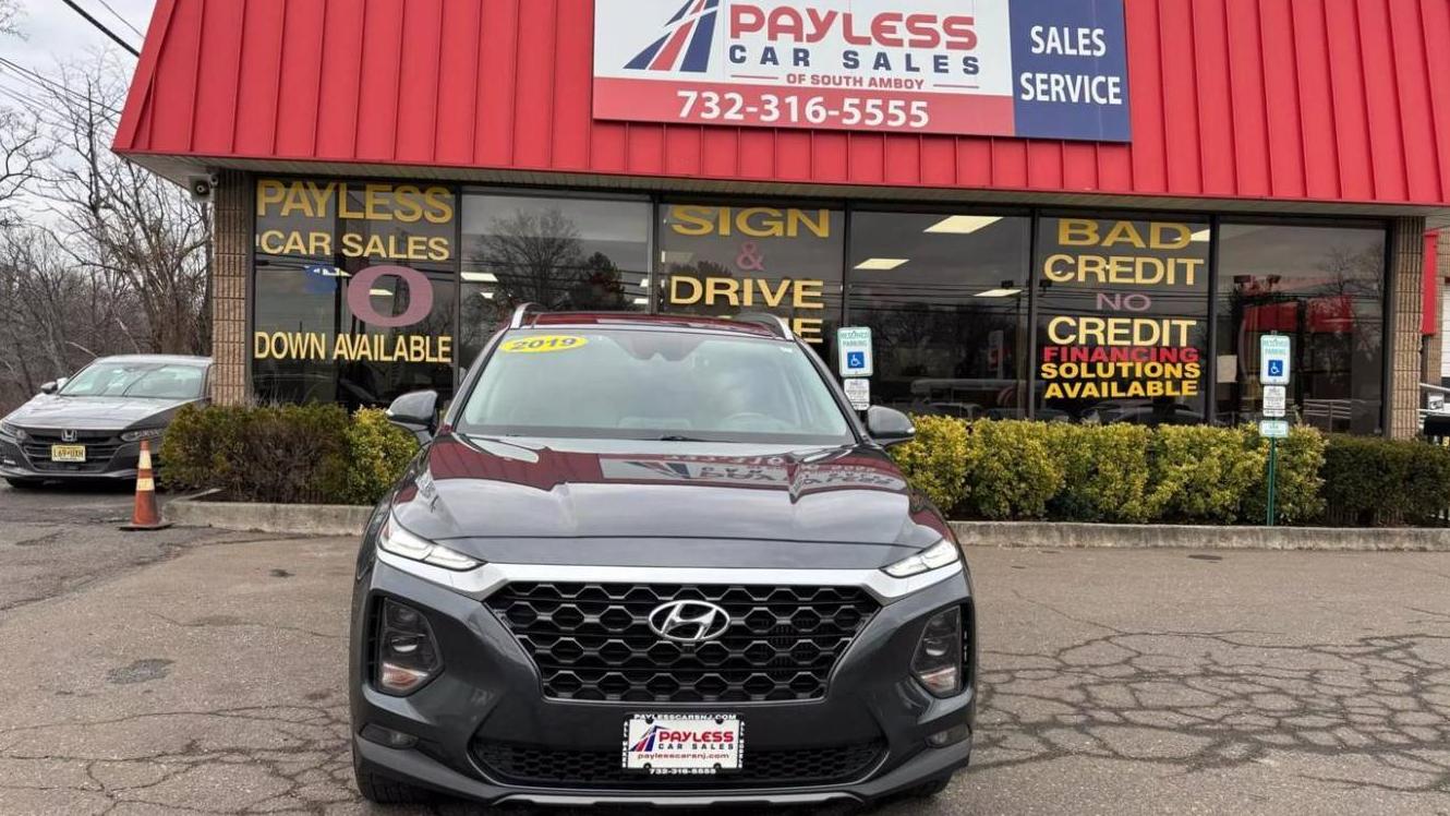 HYUNDAI SANTA FE 2019 5NMS5CAA1KH090216 image